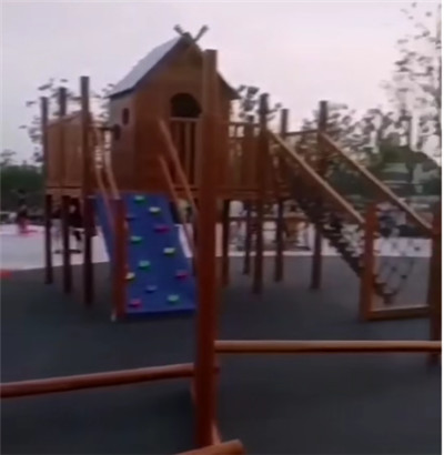 山西公園EPDM塑膠跑道施工現場 山西公園EPDM塑膠跑道施工現場